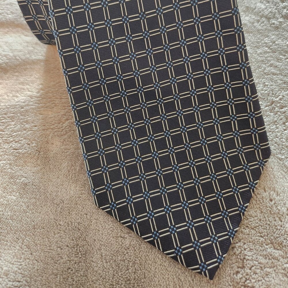 Lauren Ralph Lauren Hand Finished‎ Silk Navy Blue Tie 58"